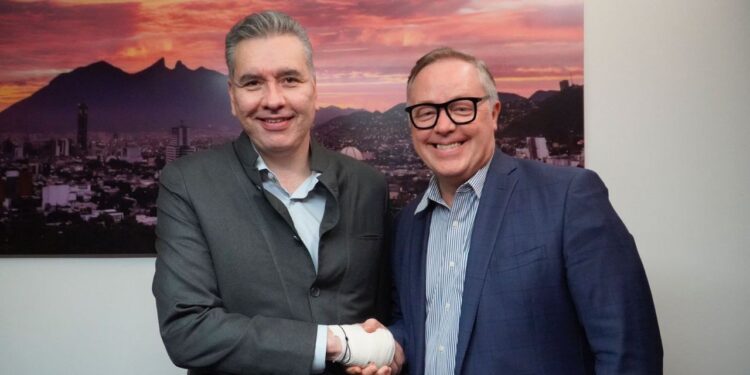 PIDE WALDO FERNÁNDEZ LICENCIA TEMPORAL AL SENADO; SU LUGAR SERÁ OCUPADO POR SU SUPLENTE CARLOS H. SUÁREZ 1 PIDE WALDO FERNÁNDEZ LICENCIA TEMPORAL AL SENADO; SU LUGAR SERÁ OCUPADO POR SU SUPLENTE CARLOS H. SUÁREZ