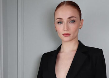 SOPHIE TURNER SERÍA LA NUEVA LARA CROFT EN SERIE LIVE-ACTION DE TOMB RAIDER