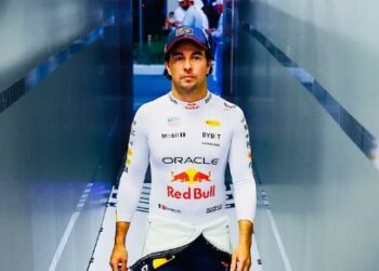 CHECO PÉREZ Y RED BULL TERMINAN SU RELACIÓNEL PILOTO MEXICANO DEJA LA ESCUDERÍA