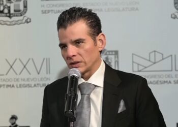   “NO PUDIMOS CAMBIARLES LA POSTURA DE QUE A NLLE VAYA MAL”.- MIKE FLORES; RESPONSABILIZA LÍDER DE LA BANCADA DE MC A BLOQUE PRIAN-PRD POR NO APROBAR EL PRESUPUESTO 2025.