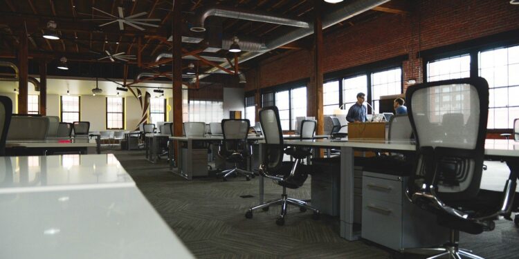 SENADO APRUEBA LA “LEY SILLA”: CAMBIOS PARA LOS TRABAJADORES 1 SENADO APRUEBA LA “LEY SILLA”: CAMBIOS PARA LOS TRABAJADORES