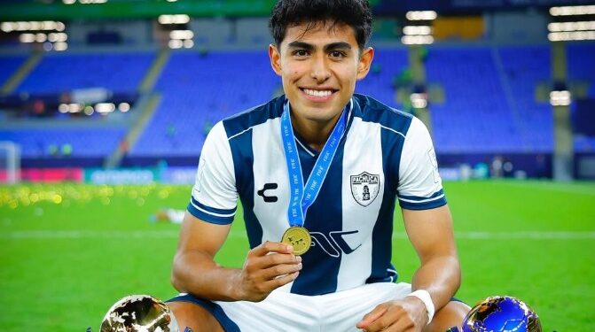 ELÍAS MONTIEL: JOYA DE PACHUCA Y BALÓN DE BRONCEDESTACA ANTE EL REAL MADRID EN LA COPA INTERCONTINENTAL