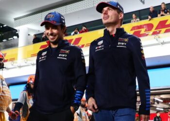 VERSTAPPEN SE DESPIDE DE CHECO PÉREZ”FUE UN PLACER CONDUCIR A TU LADO”
