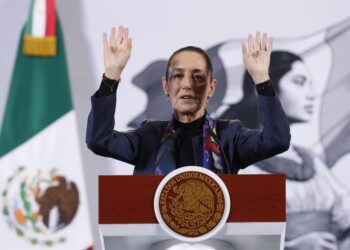 PENSIÓN PARA ADULTOS MAYORES AUMENTARÁ EN 2025, ANUNCIA SHEINBAUM