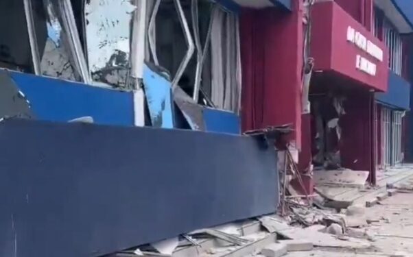 TERREMOTO EN VANUATU: DAÑOS GRAVES EN PORT VILA 1 TERREMOTO EN VANUATU: DAÑOS GRAVES EN PORT VILA