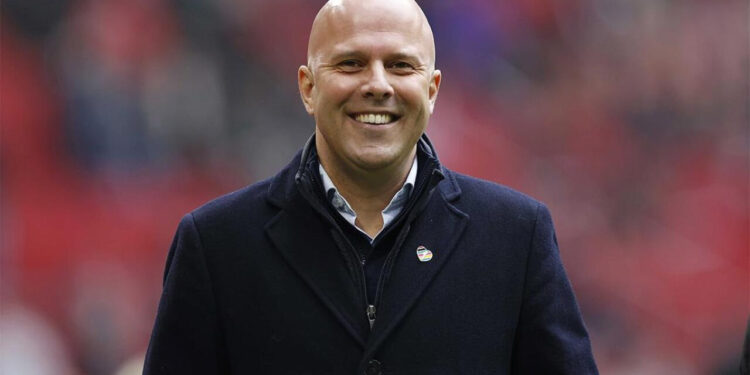 ARNE SLOT Y SU IRÓNICA DECLARACIÓN SOBRE EL FUTURO DEL MANCHESTER CITY