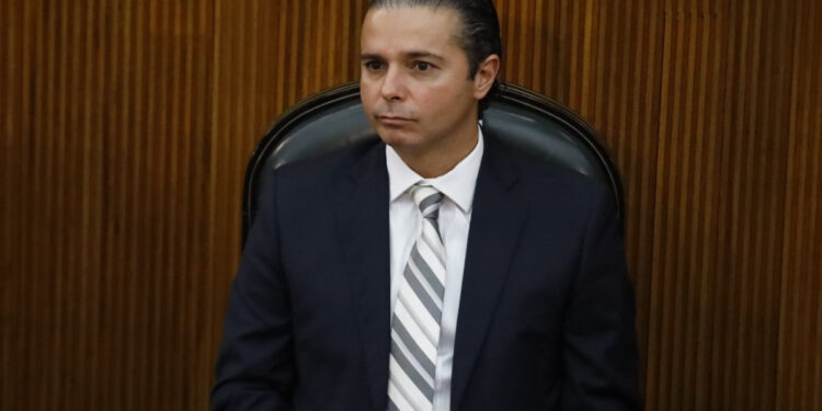 CONTRADICE ARCE A MAURICIO EN CASO DE POLICÍAS IMPLICADOS EN EJECUCIÓN DE LOS CALLEJONES; DESCARTA ENCARGADO DE FISCALÍA QUE ELEMENTOS HAYAN SIDO PUESTOS A DISPOSICIÓN DEL MINISTERIO PÚBLICO 1 CONTRADICE ARCE A MAURICIO EN CASO DE POLICÍAS IMPLICADOS EN EJECUCIÓN DE LOS CALLEJONES; DESCARTA ENCARGADO DE FISCALÍA QUE ELEMENTOS HAYAN SIDO PUESTOS A DISPOSICIÓN DEL MINISTERIO PÚBLICO