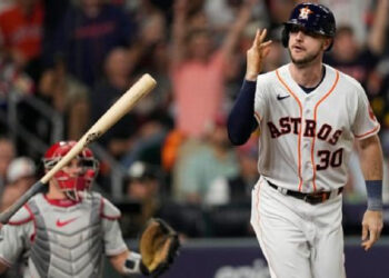 KYLE TUCKER, LA NUEVA ADQUISICIÓN DE LOS CHICAGO CUBS