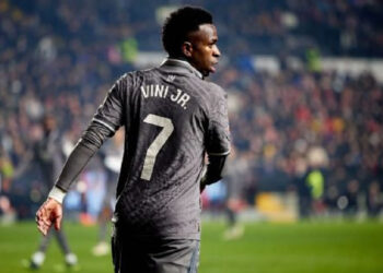 VINÍCIUS JÚNIOR DENUNCIA CÁNTICOS INSULTANTES DURANTE EL PARTIDO CONTRA EL RAYO