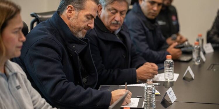 PROMETE ADRIÁN ELEVAR RECAUDACIÓN DEL PREDIAL EN MONTERREY HASTA LLEGAR AL 70%. 1 PROMETE ADRIÁN ELEVAR RECAUDACIÓN DEL PREDIAL EN MONTERREY HASTA LLEGAR AL 70%.
