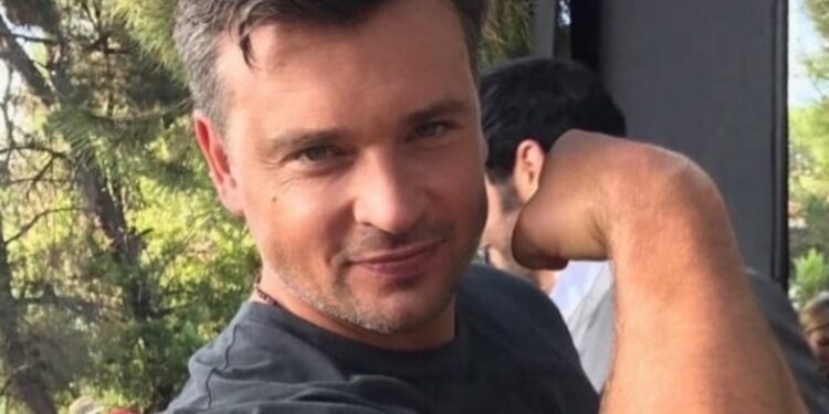 TOM WELLING ES ARRESTADO POR CONDUCIR EBRIO 1 TOM WELLING ES ARRESTADO POR CONDUCIR EBRIO