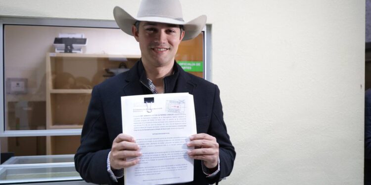 PRESENTA ARMANDO VÍCTOR INICIATIVA PARA NUEVA LEY DE GANADERÍA DE NUEVO LEÓN; BUSCA DIPUTADO RECUPERAR PUJANZA DEL SECTOR Y MODERNIZAR LEGISLACIÓN VIGENTE DESDE HACE 30 AÑOS. 1 PRESENTA ARMANDO VÍCTOR INICIATIVA PARA NUEVA LEY DE GANADERÍA DE NUEVO LEÓN; BUSCA DIPUTADO RECUPERAR PUJANZA DEL SECTOR Y MODERNIZAR LEGISLACIÓN VIGENTE DESDE HACE 30 AÑOS.