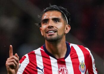 CHIVAS ANUNCIA LA BAJA DE SU GOLEADOR