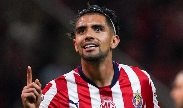 CHIVAS ANUNCIA LA BAJA DE SU GOLEADOR 1 CHIVAS ANUNCIA LA BAJA DE SU GOLEADOR