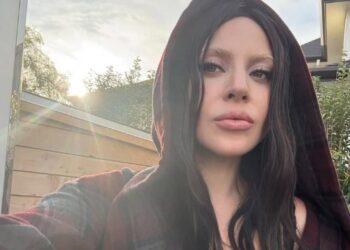 LADY GAGA ANUNCIA REVELACIÓN MISTERIOSA CON CUENTA REGRESIVA