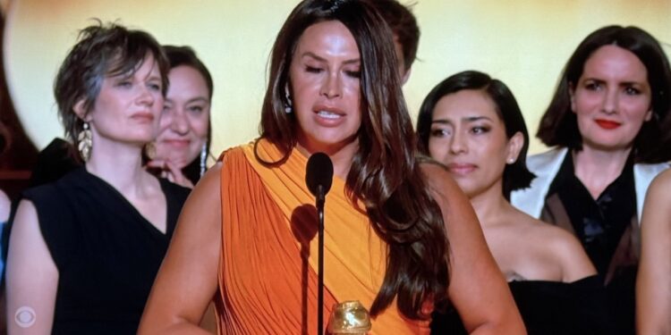 REACCIÓN DE KARLA SOFÍA GASCÓN EN LOS GLOBOS DE ORO GENERA DEBATE 1 REACCIÓN DE KARLA SOFÍA GASCÓN EN LOS GLOBOS DE ORO GENERA DEBATE