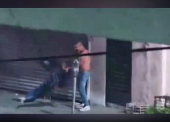 DETIENEN A GOLPEADOR DE MUJER EN EL CENTRO TRAS SER CAPTADO POR LAS CÁMARAS DEL C4