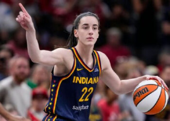 ARRESTAN A HOMBRE ACUSADO DE ACOSAR A CAITLIN CLARK