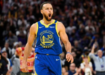 STEPEHN CURRY PIDE CAUTELA A LOS WARRIORS ANTE CAMBIOS EN LA NBA