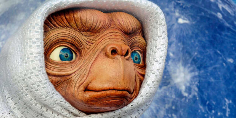STEVEN SPIELBERG BLOQUEA UNA SECUELA DE "E.T." PESE A NO TENER LOS DERECHOS 1 STEVEN SPIELBERG BLOQUEA UNA SECUELA DE “E.T.” PESE A NO TENER LOS DERECHOS