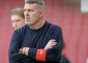 ÓSCAR GARCÍA, TÉCNICO DE CHIVAS, SUSPENDIDO TRAS INCIDENTE EN PARTIDO CONTRA LEÓN