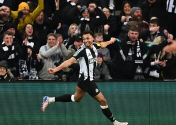 NEWCASTLE VS. ARSENAL: FECHA, HORARIO Y TRANSMISIÓN
