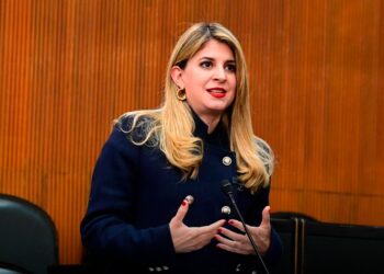 PIDE MELISA PEÑA A MUNICIPIOS REGULAR TRÁFICO DE TRÁILERES EN EL ÁREA METROPOLITANA.