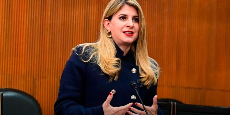 PIDE MELISA PEÑA A MUNICIPIOS REGULAR TRÁFICO DE TRÁILERES EN EL ÁREA METROPOLITANA. 1 PIDE MELISA PEÑA A MUNICIPIOS REGULAR TRÁFICO DE TRÁILERES EN EL ÁREA METROPOLITANA.