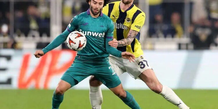 ‘CHINO’ HUERTA GENERA POLÉMICA EN SU DEBUT EN EUROPA LEAGUE 1 ‘CHINO’ HUERTA GENERA POLÉMICA EN SU DEBUT EN EUROPA LEAGUE