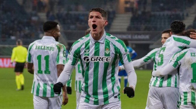 BETIS GOLEA AL GENT Y ROZA LOS OCTAVOS EN LA CONFERENCE LEAGUE 1 BETIS GOLEA AL GENT Y ROZA LOS OCTAVOS EN LA CONFERENCE LEAGUE