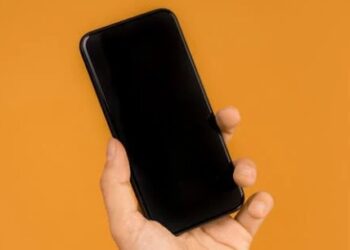 EL NUEVO IPHONE SE 4 LLEGA CON PRECIOS ATRACTIVOS Y NUEVAS FUNCIONES