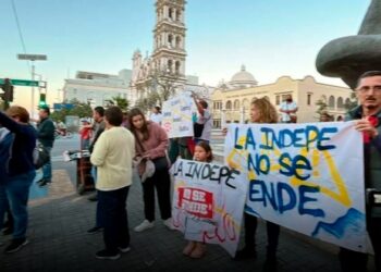 PROTESTAN CONTRA INTERCONEXIÓN; BLOQUEAN VECINOS DE LA INDEPE CALLES DEL CENTRO EN MANIFESTACIÓN CONTRA PROYECTO VIAL EN LA LOMA LARGA.