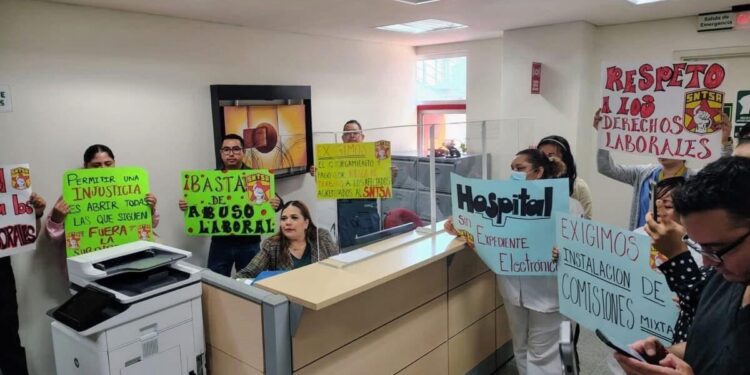 SUSPENDEN CIRUGÍAS EN HOSPITAL DEL IMSS DE TAMAULIPAS POR FALTA DE MATERIAL MÉDICO; DENUNCIAN EMPLEADOS QUE TRABAJAN SIN MEDICINAS, AGUJAS, ALCOHOL NI GUANTES 1 img 9218 1