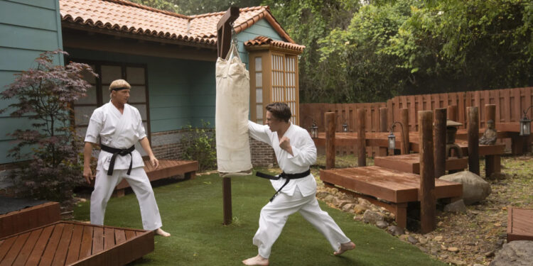 NETFLIX REVELA NUEVAS IMÁGENES DE LA TEMPORADA FINAL DE COBRA KAI 1 NETFLIX REVELA NUEVAS IMÁGENES DE LA TEMPORADA FINAL DE COBRA KAI