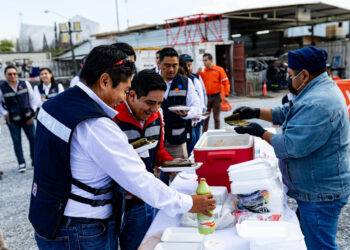 LLEVA SAMUEL TAMALIZA A TRABAJADORES DE OBRAS DEL METRO; ANUNCIA QUE REFORZARÁN TRABAJOS CON MIL EMPLEADOS MÁS