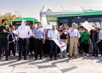 ARRANCA ESCOBEDO SEGUNDA RUTA INTRAMUNICIPAL; DAN SAMUEL Y MIJES BANDERAZO DE SALIDA A NUEVO SERVICIO