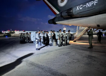 ‘BLINDA’ GUARDIA NACIONAL FRONTERA DE NUEVO LEÓN CON TEXAS; LLEGAN ELEMENTOS A ANÁHUAC COMO PARTE DEL ACUERDO DE SHEINBAUM CON TRUMP PARA EVITAR ARANCELES 1 ‘BLINDA’ GUARDIA NACIONAL FRONTERA DE NUEVO LEÓN CON TEXAS; LLEGAN ELEMENTOS A ANÁHUAC COMO PARTE DEL ACUERDO DE SHEINBAUM CON TRUMP PARA EVITAR ARANCELES