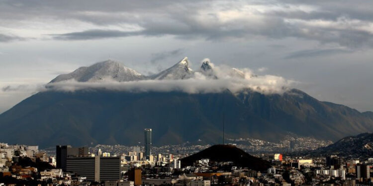 TIENE NUEVO LEÓN ENERO MÁS LIMPIO DESDE 2021; REPORTA ESTADO REDUCCIÓN DE PARTÍCULAS PM10 1 TIENE NUEVO LEÓN ENERO MÁS LIMPIO DESDE 2021; REPORTA ESTADO REDUCCIÓN DE PARTÍCULAS PM10