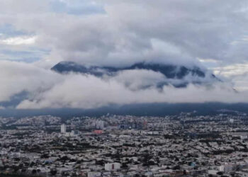 ¿NO TE GUSTA EL CLIMA DE MONTERREY? ¡REGRESA EN 15 MINUTOS! PRONOSTICAN CAÍDA DE HASTA 27 GRADOS EN APENAS 36 HORAS