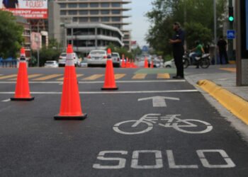 ADIÓS CICLOVÍA; RETIRA MONTERREY CARRIL EXCLUSIVO PARA BICICLETAS EN PROYECTO INSIGNIA HEREDADO POR COLOSIO