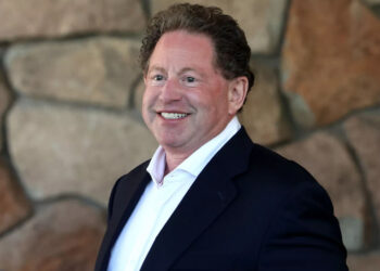 BOBBY KOTICK: “PLAYSTATION LO CAMBIÓ TODO”