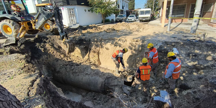 DEJA FUGA SIN AGUA A VARIAS COLONIAS EN GUADALUPE, APODACA Y SAN NICOLÁS