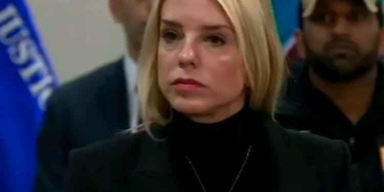 INVESTIGAN UNIVERSIDADES POR ELIMINACIÓN DE POLÍTICAS DE DIVERSIDAD 1 INVESTIGAN UNIVERSIDADES POR ELIMINACIÓN DE POLÍTICAS DE DIVERSIDAD