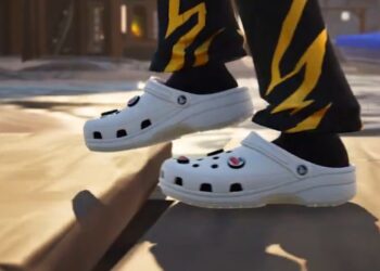 FORTNITE INCLUYE CROCS COMO NUEVO ELEMENTO DE PERSONALIZACIÓN
