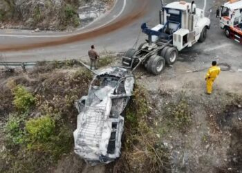 ATRIBUYE FISCALÍA A FALLA MECÁNICA ACCIDENTE EN EL QUE MUEREN 12 EN SANTIAGO. 
