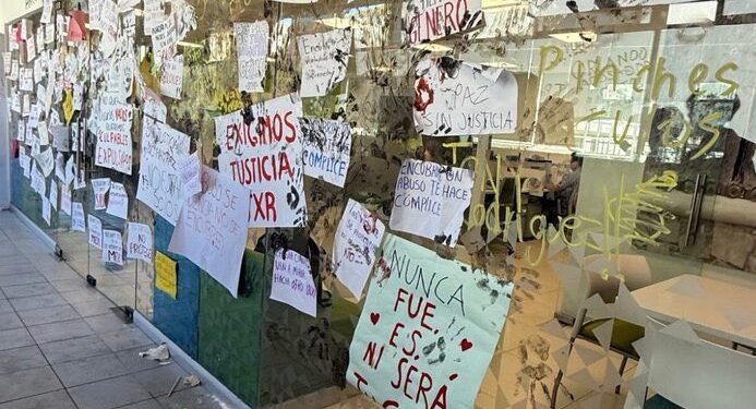 DESMIENTE SAMUEL QUE EL PADRE DE UNO DE LOS PRESUNTOS AGRESORES SEXUALES DEL TECMILENIO SEA FUNCIONARIO ESTATAL. 1 DESMIENTE SAMUEL QUE EL PADRE DE UNO DE LOS PRESUNTOS AGRESORES SEXUALES DEL TECMILENIO SEA FUNCIONARIO ESTATAL.