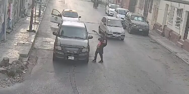 CAPTAN EN VIDEO ASESINATO DE MAESTRO EN COLONIA INDEPENDENCIA. 1 CAPTAN EN VIDEO ASESINATO DE MAESTRO EN COLONIA INDEPENDENCIA.