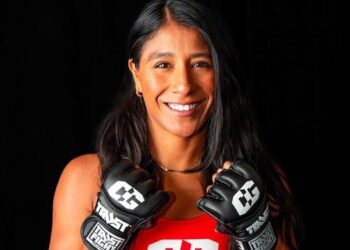KENIA ENRÍQUEZ BRILLA EN SU DEBUT EN MMA