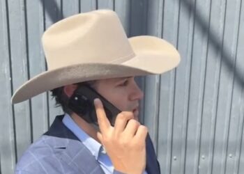 BLOQUEAN ACCESO A ELECCIÓN DE LA UNIÓN GANADERA; DENUNCIAN PRODUCTORES IRREGULARIDADES PARA FAVORECER SÉPTIMA REELECCIÓN DE ADRIÁN DE LA GARZA TIJERINA.