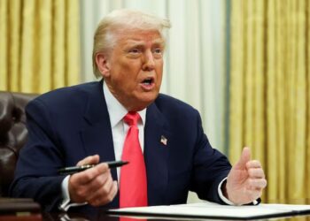 TRUMP GENERA POLÉMICA POR SU DEFINICIÓN DE MUJER